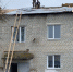 В Комаричском районе в многоквартирных домах ремонтируют кровли - Газета Заря