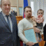 На Брянщине в Клинцовском районе молодой семье вручили сертификат на покупку жилья - Газета Заря