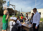 Госавтоинспекция по Карачевскому району совместно с одиннадцатиклассниками МБОУ СОШ №4 им. С.П. Лоскутова провели яркое и полезное мероприятие для первоклассников!